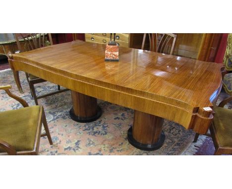 Fine Art Deco kingwood twin pedestal dining table (H: 77cm L: 184cm W: 99cm)