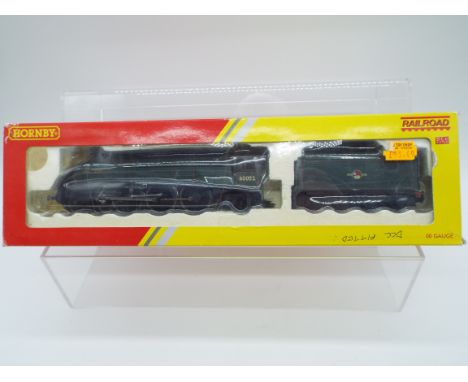 Hornby - an OO gauge model DCC 4-6-2 locomotive and tender 'Mallard' running no 60022, Coronaton class BR green lined livery 