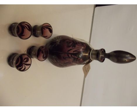 Liqueur decanter with 4 glasses 