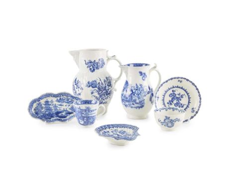  COLLECTION OF CAUGHLEY PORCELAIN LATE 18TH CENTURY comprising a printed ‘Fruit and Wreath’ pattern teabowl and saucer, sauce