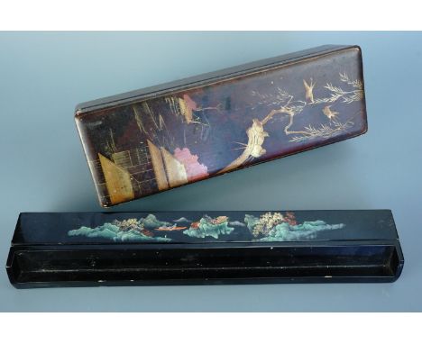 An antique papier mache glove box, 33 cm, and a Mahjong rack with hinged cover