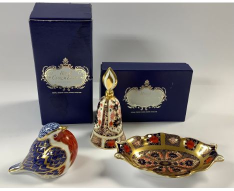 A Royal Crown Derby Imari 1128 pattern oval trinket dish, solid gold band, first quality, boxed; an 1128 candle snuffer, boxe