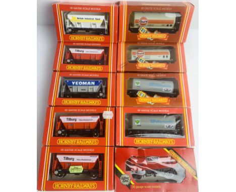 10x Hornby OO Gauge Wagons - PGA Hopper Wagons &amp; Petrol Tanker Wagons - All Boxed. P&amp;P Group 2 (£18+VAT for the first