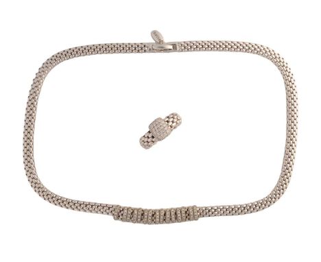 FOPE - A Flex'it 'Panorama' necklace together with a 'Vendôme' ring; the Flex'it necklace from the 'Panorama' collection, com