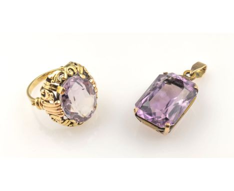 14 kt Gold Konvolut mit Amethyst,   GG 585/000, gepr., Ring mit ovalfacett. Amethyst ca. 6.00 ct, in aufwändiger GG/RG-Fassun