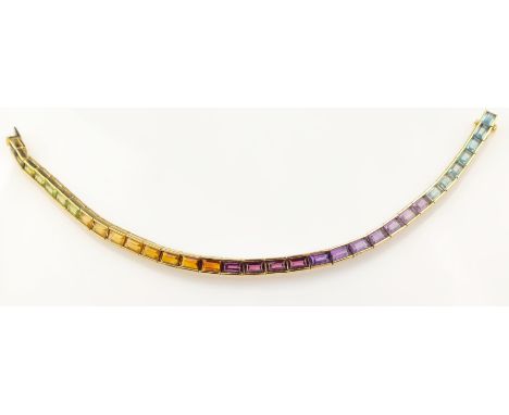 18 kt Gold Armband mit Farbsteinen,   GG 750/000, Farbsteinbaguettes zus. ca. 8.00 ct, u.a. Amethyst, Aquamarin, Granat, Citr