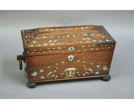 REGENCY ROSEWOOD TEA CADDY, early 19th century, of sarcophagus form, with brass and mother of pearl foliate inlay, length 38c