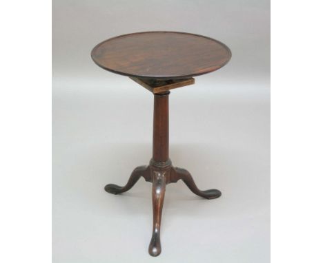 GEORGE III MAHOGANY BIRDCAGE TRIPOD TABLE, late 18th century, the revolving tray top on a tilting birdcage movement, barrel c