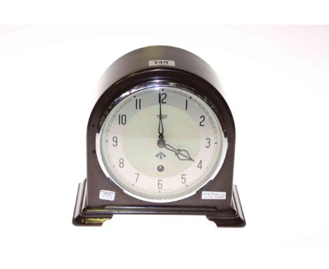 Smiths Bakelite mantel clock with WWII marking, movement No. 541