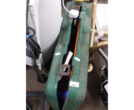 A Rubi TS-40 ceramic tile cutter, cased