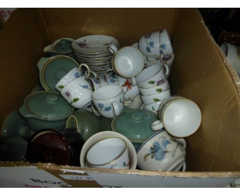 A quantity of ceramics to include Royal Worcester 'Astley' teaware, Denby (1 box) 