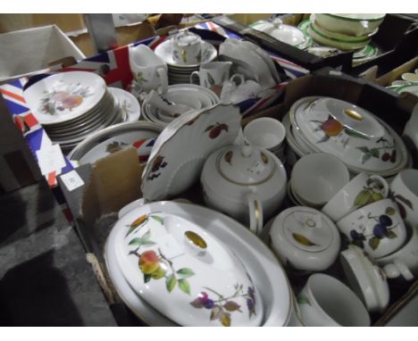 A quantity of Royal Worcester 'Evesham' pattern tea, dinner and tableware (2 boxes) 