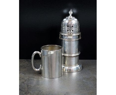 An Edwardian silver sugar caster, Sibray, Hall & Co, London 1906, of cylindrical form with reeded band to waist and pierced c