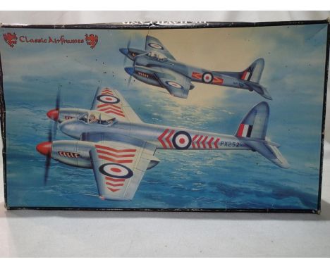 Classic Airframes, De Havilland Hornet F1/F3. UK P&amp;P Group 1 (£16+VAT for the first lot and £2+VAT for subsequent lots) 