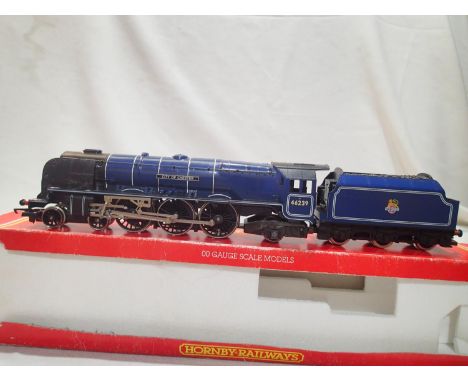 OO scale Hornby City of Chester, 46239, BR blue Early Crest, missing one smoke deflector, in very good condition, box is poor