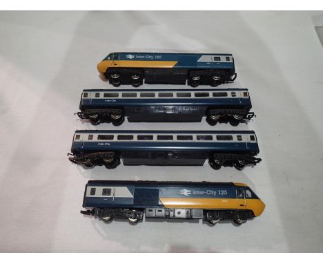 OO scale Hornby Intercity 125, four car set, power car, dummy car, two coaches with lights and passengers, in excellent condi