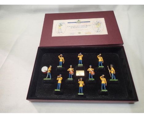 Britains 5391 United States Army band ten piece set, excellent condition, ex display models with shipping carton. UK P&amp;P 