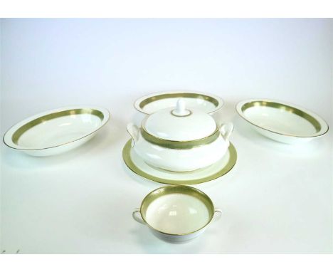 A Royal Doulton Belvedere H5001 dinner service comprising 9 twin-handled soup bowls, 12 side plates, 12 medium plates, 12 lar