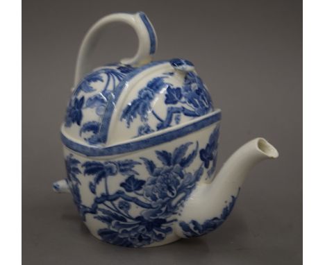 An unusual Wedgwood S.Y.P patent porcelain Peony pattern teapot. 16.5 cm high.