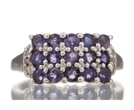 on diamond shoulders, in silver, size R
Generally worn.&nbsp; All stones intact and in fair condition.