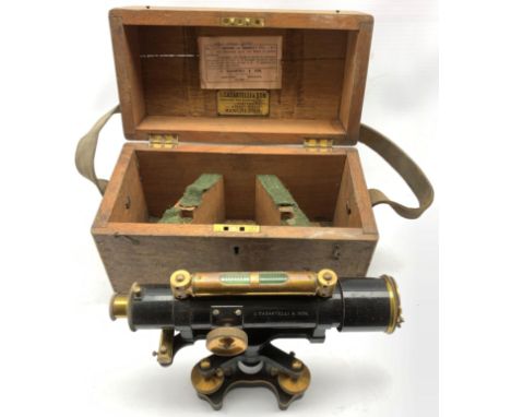 Surveyors level by J Casartelli &amp; Son, Manchester No. 266 with brass mounts in original box W31cm - Condition Report 