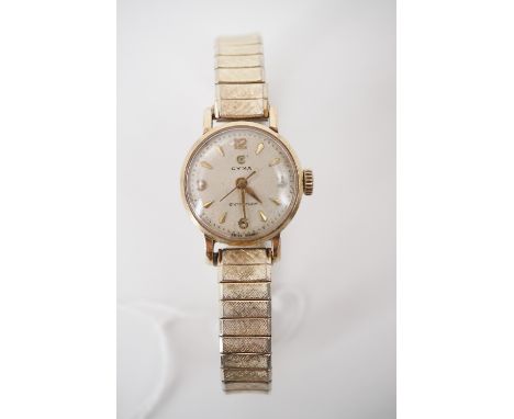 A 1960s lady's 9ct gold Cyma "Cymaflex" wrist watch, having a manual wind movement and plated bracelet strap, 3 cm excluding 