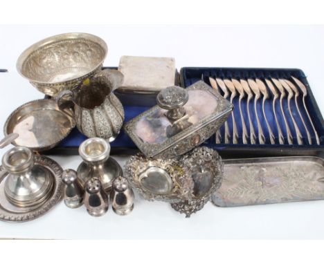 Selection of miscellaneous silver and white metal - including cased set of twelve French silver spoons, Thai silver condiment
