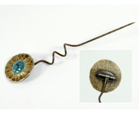 NORMAN & ERNEST SPITTLE. A Guild button hat pin, designed by Norman & Ernest Spittle. Stamped to the reverse, initialled N & 