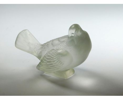 LALIQUE GLASS. A Lalique frosted glass paperweight 'Moineau Moqueur', moulded as a sparrow. Stencilled mark R Lalique. (Sligh