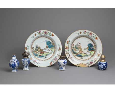 A GROUP OF CHINESE PORCELAIN ITEMS, 18-20TH CENTURY. To include a pair of famille rose shallow bowls decorated with buildings