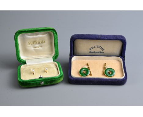 GOLD CUFFLINKS AND DRESS STUDS, FUJIYAMA HONG KONG, EARLY 20TH CENTURY. A pair of 18 carat yellow gold bamboo design cufflink
