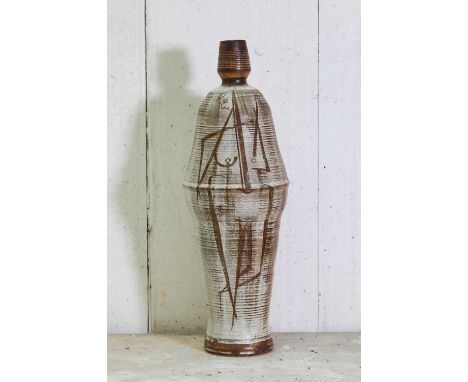 *Robert Johnson Washington (1913-1997),  a stoneware pot, of baluster form, with a waisted tapering neck, the sides brushed w