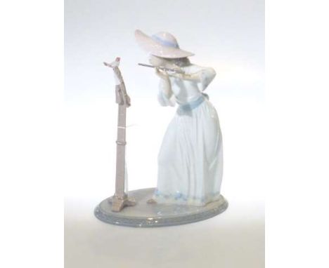 Lladro: figure of a musical maiden
