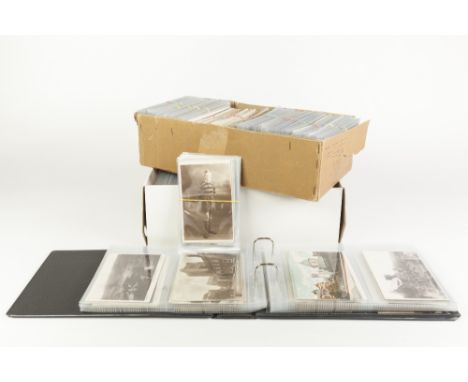 LARGE COLLECTION OF EARLY TWENTIETH CENTURY AND LATER POSTCARDS, world topographical, souvenir, architectural, sweethearts, e