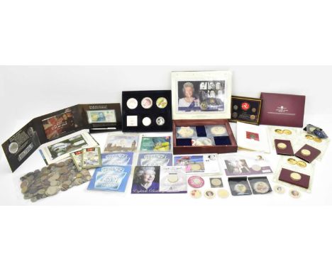 A quantity of modern collectors' coins to include Heinz uncirculated coin collection packs 1983, UK uncirculated coin collect