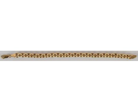 A 9ct gold hollow belcher link bracelet, with lobster claw clasp, length 19cm, approx 6.6g.