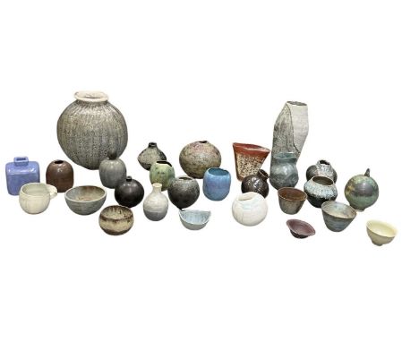 A collection of approx twenty-seven items of studio ceramics, mainly by Averil Ainley, including a large bulbous form vase, h
