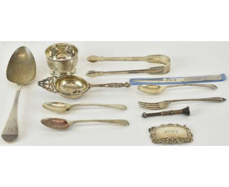 WILLIAM SUCKLING LTD; a George VI hallmarked silver tea strainer and bowl, Birmingham 1949, a modern hallmarked silver letter