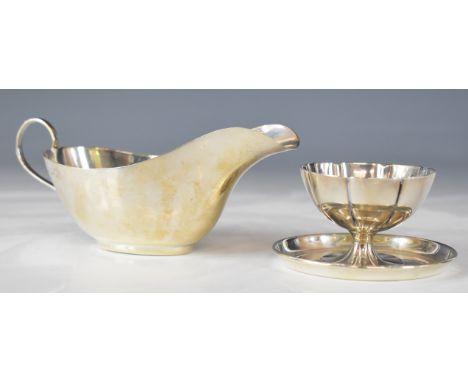Art Deco hallmarked silver sauce boat, Sheffield 1926, maker&nbsp;William Hutton &amp; Sons Ltd, length 16cm, Elizabeth II fe