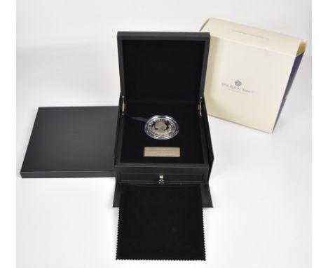 Royal Mint 2022 limited edition 230/1000 UK 10oz silver proof commemorative coin Queen Elizabeth II 1926-2022, in presentatio