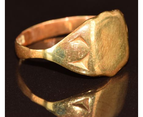 Art Deco 18ct gold signet ring, London 1920, 4.2g, size T&nbsp;
