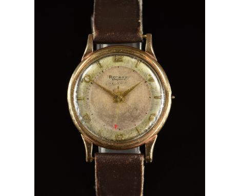Rotary 9ct gold gentleman's wristwatch with gold hour and minutes hands, Arabic numerals and hour markers, red arrow tipped c