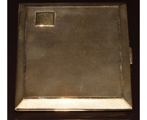 Art Deco 9ct gold cigarette case with engine turned decoration, Birmingham 1926, 87.2g, 7 x 8.3cm