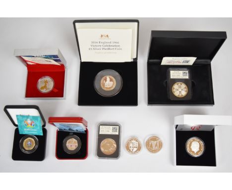 Nine silver coins comprising 2014 Year of the Horse 1oz, VE Day 50p 8g, King Charles III 1oz New Zealand $1, Euro 2020 50p 9g