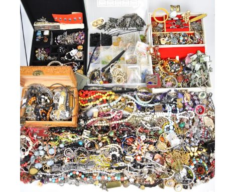 A collection of jewellery including silver pendant, vintage necklaces and beads, Japanese ring, silver earrings, amethyst and