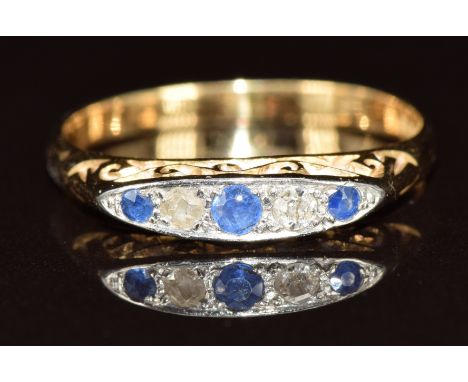 An 18ct gold c1920 ring set with sapphires and diamonds, 2.5g, size O