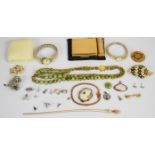 A collection of jewellery including silver brooch and pendant, and brooches including Victorian,