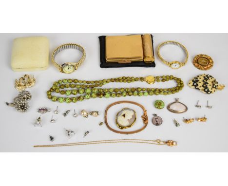 A collection of jewellery including silver brooch and pendant, and brooches including Victorian, Stratton, Hollywood and came