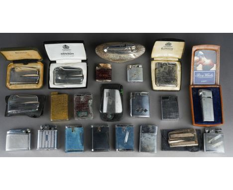 Assorted collection mainly Ronson pockets lighters including three boxed Ronson Varaflame one with leather covers a/f togethe