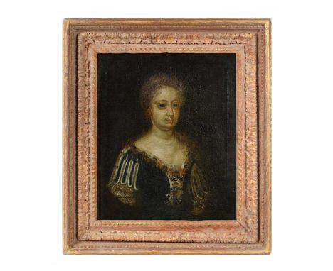 English School, 18th CenturyPortrait of a lady, said to be Augusta, Princess of Wales (1719-1772) oil on canvas35 x 29cmProve